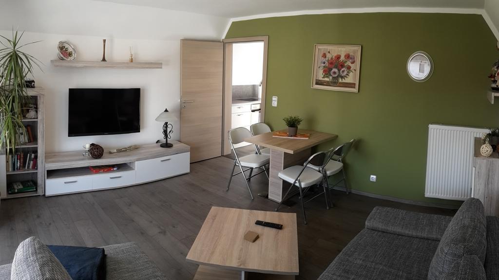 Spira House Apartment Bilik gambar