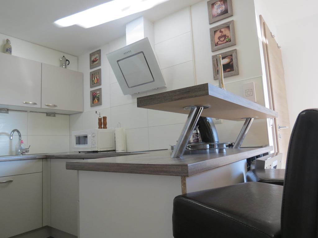 Spira House Apartment Bilik gambar
